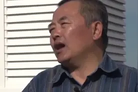 传奇：长白山天池突现“怪兽”，村民：头大如盆，体大如牛！视频封面