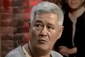 赵博模仿宋晓峰赵本山亲自搭戏，保安形象引全场爆笑视频封面