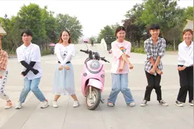 短剧：挑战全网最火报警舞，随着电动车报警声跳魔性舞蹈，太逗了