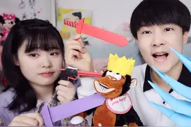 童年折纸：几张纸就能折出来“王冠，宝剑和金刚狼爪”，太酷了