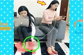 看看我的八块腹肌，就是看这个视频笑出来的