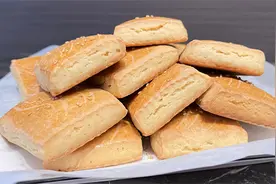 老式大饼干配方来了，满满小时候味道，不干不硬，放一周都不会坏