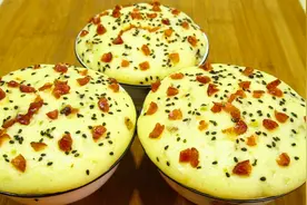 山药加一把红枣，特适合春天吃的发糕，手不沾面不加水，蓬松柔软视频封面