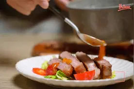 小朋友超爱吃番茄酱牛排，3分钟搞定，再也不用去外面的牛排馆了