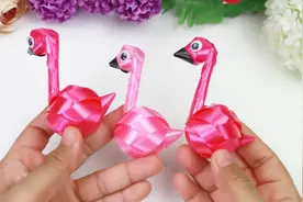 彩带编织系列，粉红色火烈鸟的简单制作方法（步骤2-2）视频封面