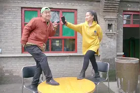 大厨和幼师相亲，俩人谈话从结婚谈到入土，没想最后却闹掰了视频封面