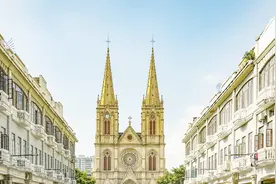 广州石室圣心大教堂，一座可以和巴黎圣母院媲美的教堂视频封面