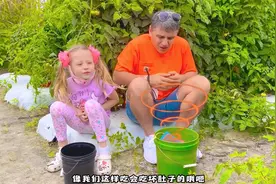 采水果的注意事项，清洗干净才能吃，不能乱吃哦