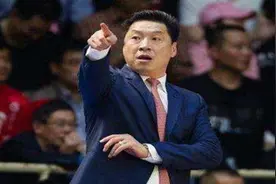 李春江非常不满意！上海男篮或再引强援，弗雷戴特回归时间确定视频封面