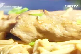 做羊肉不用刻意去膻味，加入这种调料不光去膻还提味，来感受下视频封面