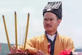 中国的电影剧组开机为什么要拜佛？并不是迷信，却有另外三层含义视频封面