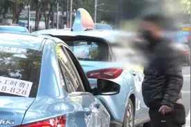 女孩吃头孢后喝酒昏厥 广州的哥义载送医急救