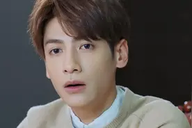 儿科医生：姐姐要结婚，老爸把总裁给申赫，没想到申赫喜欢当医生视频封面