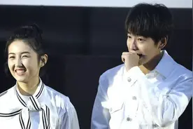 彭昱畅张子枫兄妹俩，不理众人玩起拍手背，哥哥给妹妹起爆笑外号视频封面