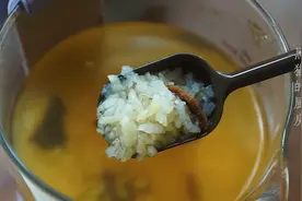 陈皮和大米一起煮水，伏天祛湿又健脾，消脂刮油特别好，别不知道视频封面