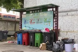 宿舍鼠患猖獗，广州一高校女生夜不能寐，老鼠成“凶手”视频封面
