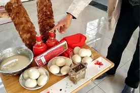 平遥农村入住新房前，需要准备哪些仪式？农村讲究有很多视频封面