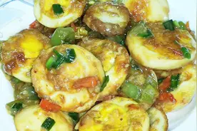 水煮蛋的创意新吃法，变身一道喜庆吉祥的菜，年夜饭必备视频封面