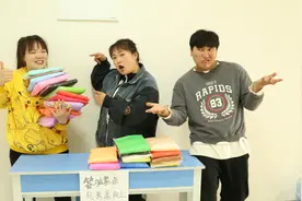 答脑筋急转弯赢粘土，大象的左耳朵像什么？小朋友快告诉胖妞吧视频封面