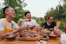 给四伯爷做个硬菜“卤牛头”，简简单单吃个牛脑壳视频封面