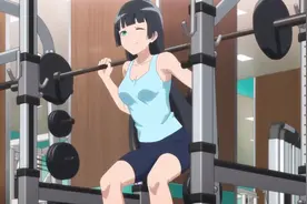女孩胖的都把衣服撑破了，就这还在继续吃！视频封面