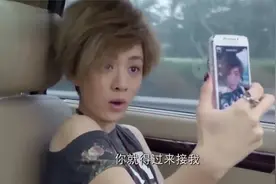 辣妹怀孕还特别喜欢穿露脐装，但这小肚子也太尴尬了吧！视频封面