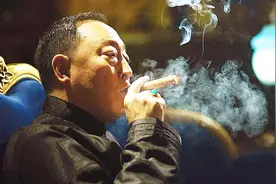 民国上海滩大佬的后人怎么样了？黄金荣绝后，杜月笙儿孙满堂！视频封面