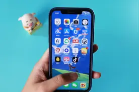 iOS 15根本不值得升级！我来告诉你，它究竟有多难用！视频封面