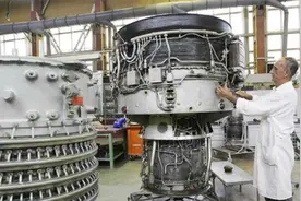 改进后的图160M使用全新发动机首飞，俄或向中国推销，轰20也能用视频封面