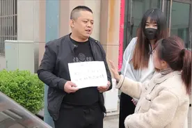 百亿剧好看搞笑：小伙相亲，美女不搭理，怀孕8个月他却抢着要视频封面