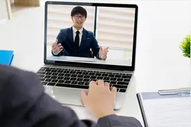 疫情期间，中国高校毕业生如何求职？视频封面