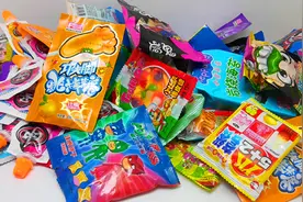 这么多糖都搁过期了，只能丢进垃圾桶视频封面