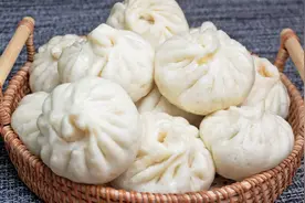 小炒肉包子，南方早餐最爱吃的做法，薄皮大馅，咬一口特别香