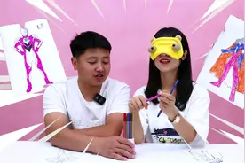安迪毛豆蒙眼挑战！盲选三种颜色给赛罗泽塔奥特曼涂颜色视频封面
