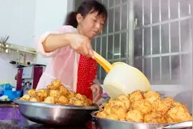 丈母娘做火锅丸，4根萝卜4斤小麦粉，油炸一锅，过年才吃到的美味视频封面