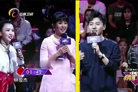 情歌汇：小伙一人模仿23位歌手，一首《荷塘月色》全场喝彩，太像视频封面
