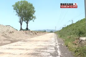 钢城区南部新城卞家泉社区：铺平幸福路 为民办实事视频封面