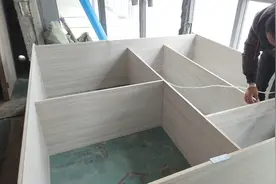 卧室太小衣柜不够用，利用阳台做个大衣柜，这个办法真不错视频封面