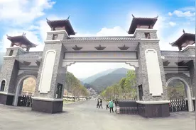 小伙广州自驾到清远的笔架山，票价88，最后去了飞来湖公园。