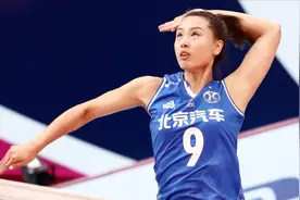 体育之窗：女排首席二传曾春蕾，担心伤病出现几率增加，状态下滑
