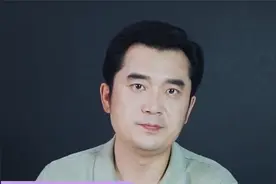 康雅雅要变“康哑哑” 男扮女变装视频该何去何从