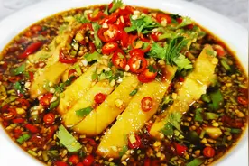 厨师长教你做家常美食，酸酸鸡，全新口味的吃法，口感清爽不油腻视频封面