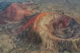 非洲西班牙"无人小岛"-富埃特文图拉 航拍视频封面