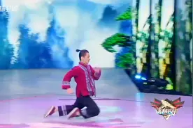 壮族小伙上台，一段独创的《壮族舞》征服全场，来看|高手在民间视频封面