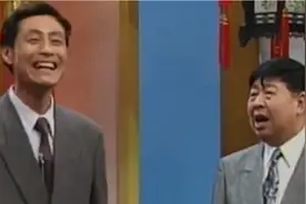 马季刘伟这相声太坑了，不给观众喘气机会，看完能笑喷丨笑动剧场视频封面