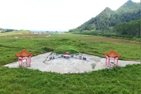 广西上林山区有名的千岁古墓，是李氏家族的开基祖坟，好精致华丽视频封面