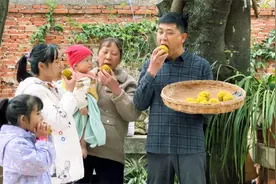 黄色米饭太好吃了，纯天然植物染料，全家人吃得很满足视频封面