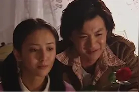 男孩向女孩一次次的告白，女孩都狠心拒绝了，但她内心早已接受了