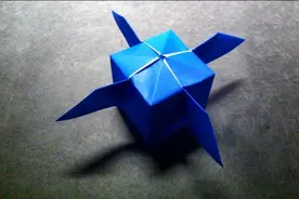 教你折纸“方块卫星”，从高处往下丢，旋转落地，很有意思！