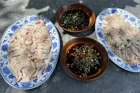 杰哥私房菜——天气开始热起来了，做个“白砍兔”吃，非常清爽视频封面